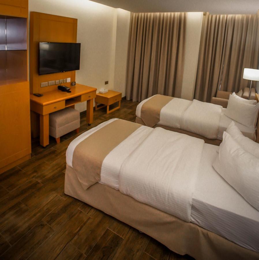 Sama Muscat Hotel Al Khawd Exteriér fotografie